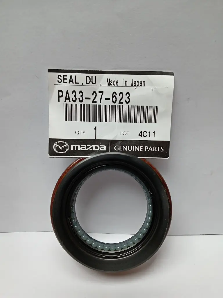 RETENEDOR DIFERENCIAL DELANTERO LH MAZDA BT-50 2.5 2008-2016 16 VALVULAS