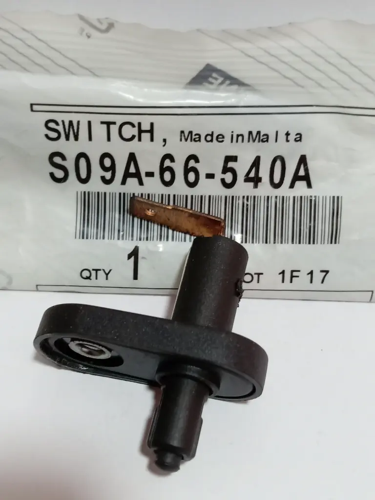 INTERRUPTOR PUERTA MAZDA B2200 B2600 2001-2007 BT-50 2008-2016